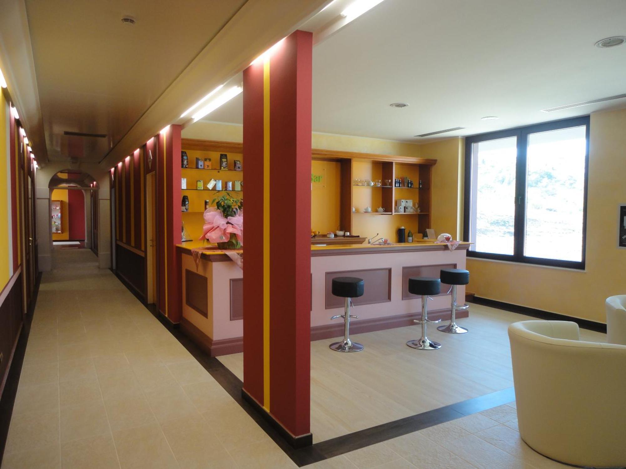 Bagnoli Del Trigno Domus Hotel מראה חיצוני תמונה
