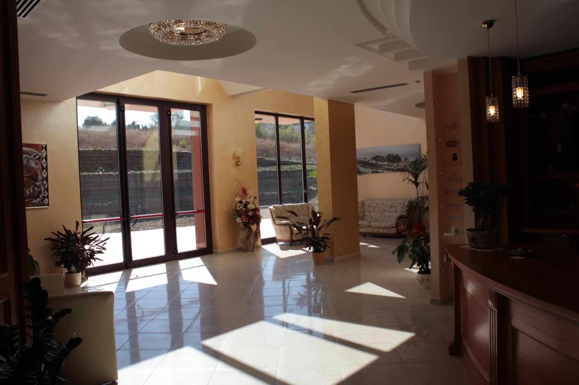 Bagnoli Del Trigno Domus Hotel מראה חיצוני תמונה